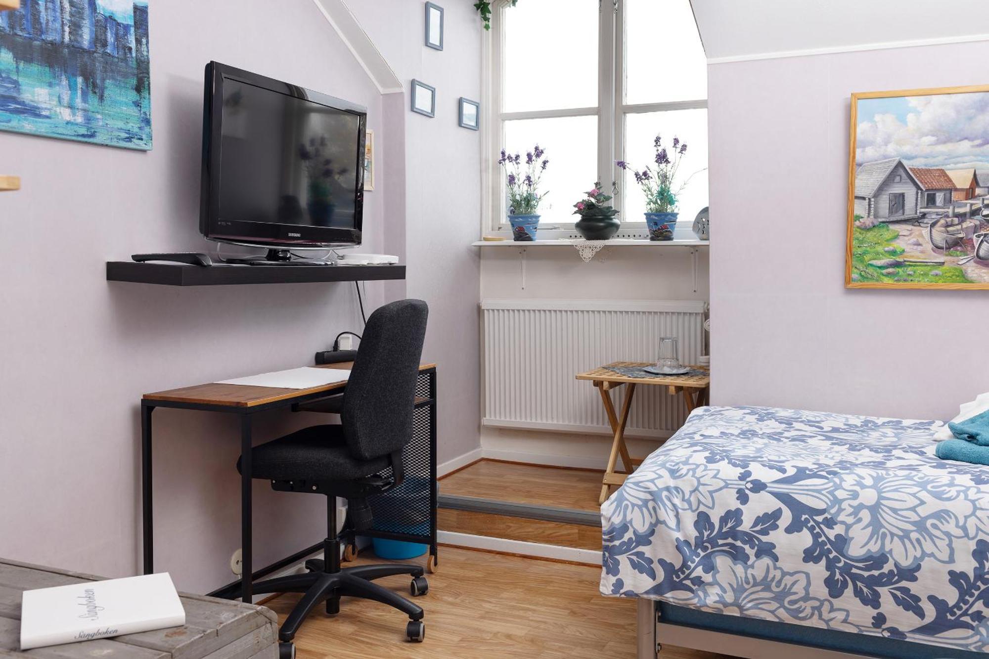 Christinas Gaestgifveri B&B Ervalla Zewnętrze zdjęcie