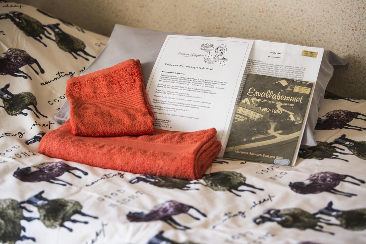 Christinas Gaestgifveri B&B Ervalla Zewnętrze zdjęcie